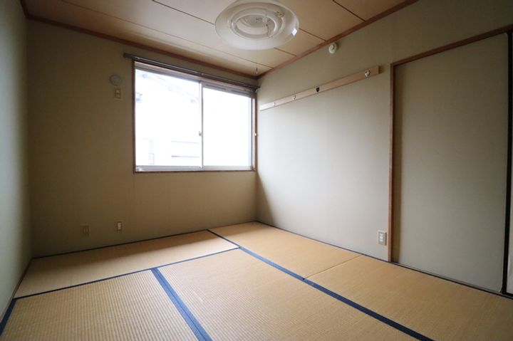 コートファミールの内装