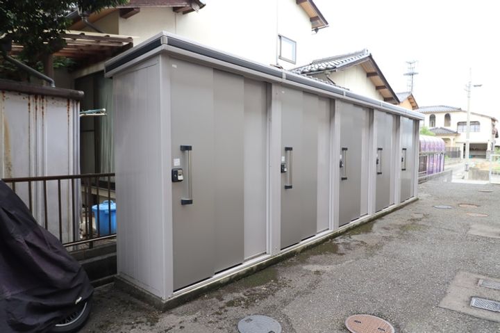 コートファミールの内装