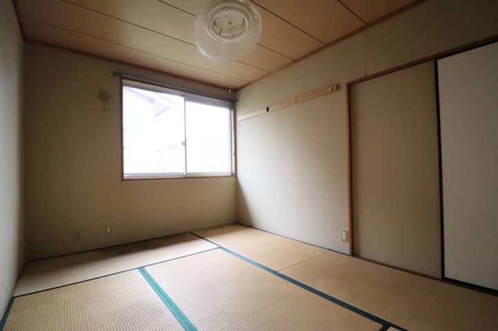 コートファミールの内装