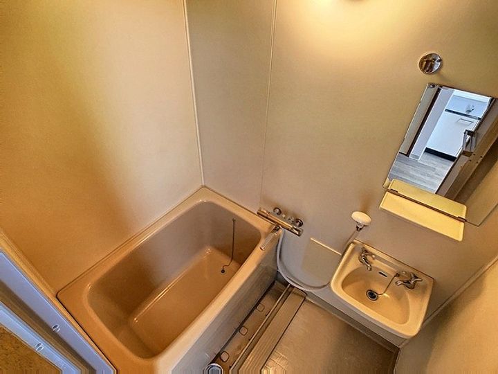 サン・アムール内灘306の風呂