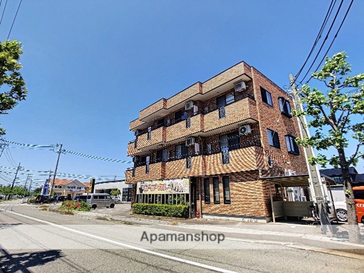 パルティール鞍月302の外観