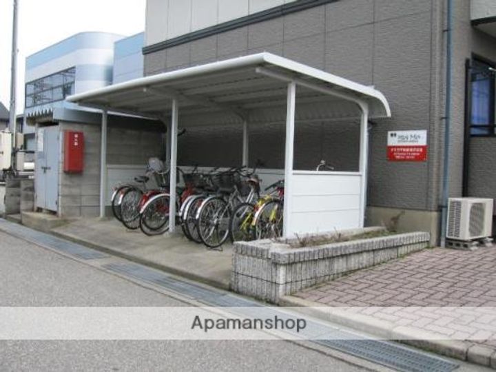 ハイカムール・マーガレット111のその他画像