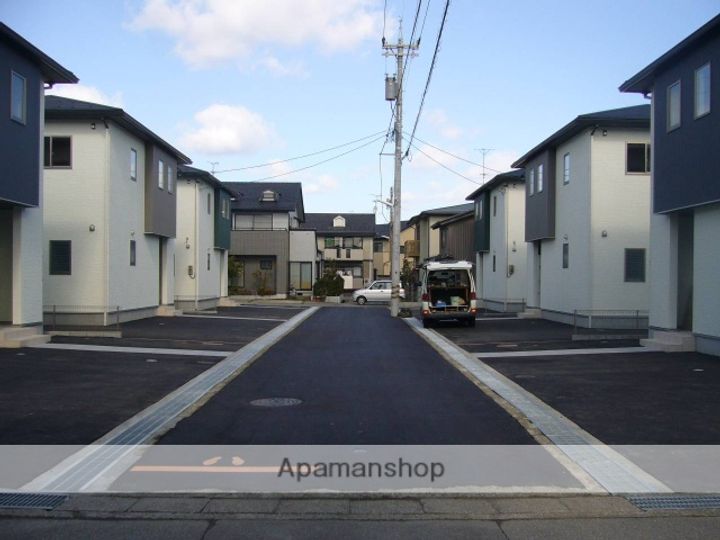 石川県金沢市畝田東2丁目(一戸建)の賃貸物件戸建ての外観