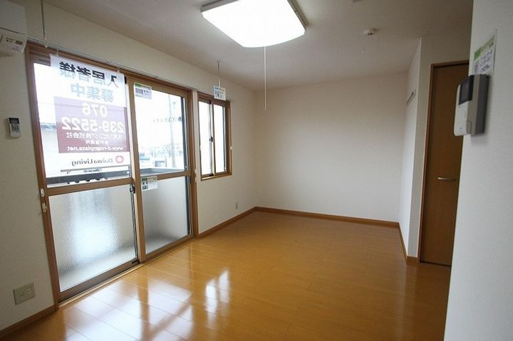 サンガ203の内装