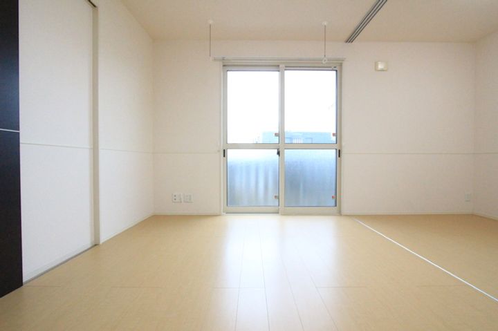 円 鞍月の居間