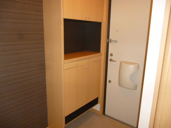 サンライズヒル Aの玄関