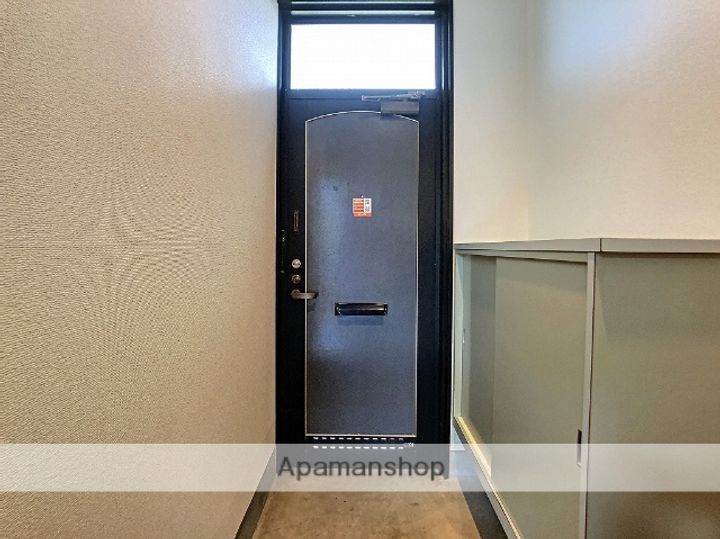 アーバンキッズT102の玄関