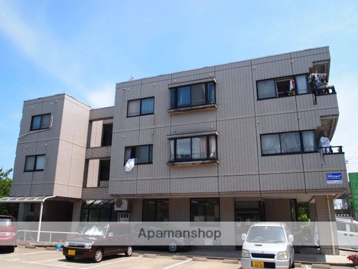 メゾンドリバー寺地302の外観