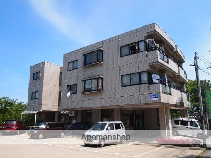 メゾンドリバー寺地302の外観