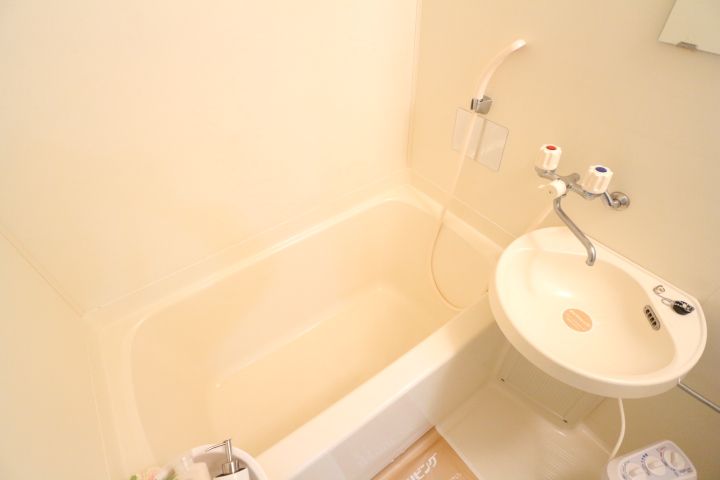 グランヴィレッジ泉ヶ丘105の風呂