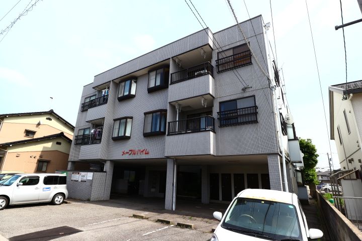 メープルハイムの外観