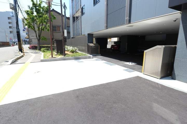 プレジデンス白銀の外観
