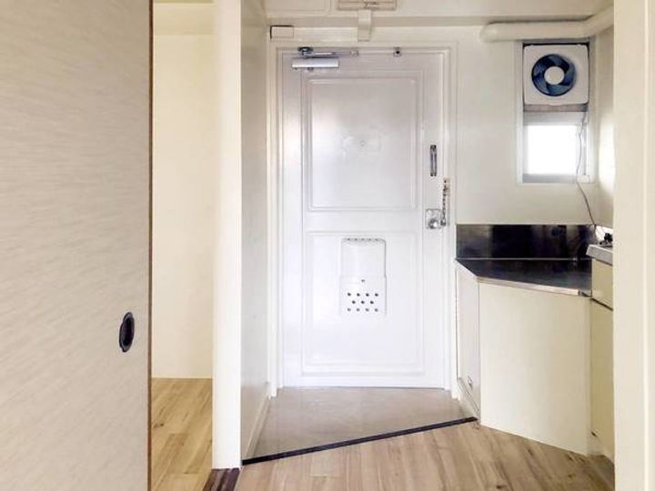 ビレッジハウス宇ノ気2号棟0210の玄関