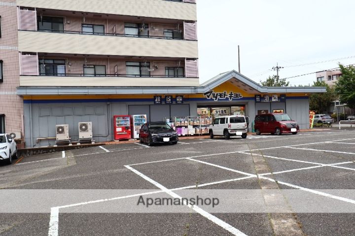 グラン ルース(GRAN RUUSU)103の周辺