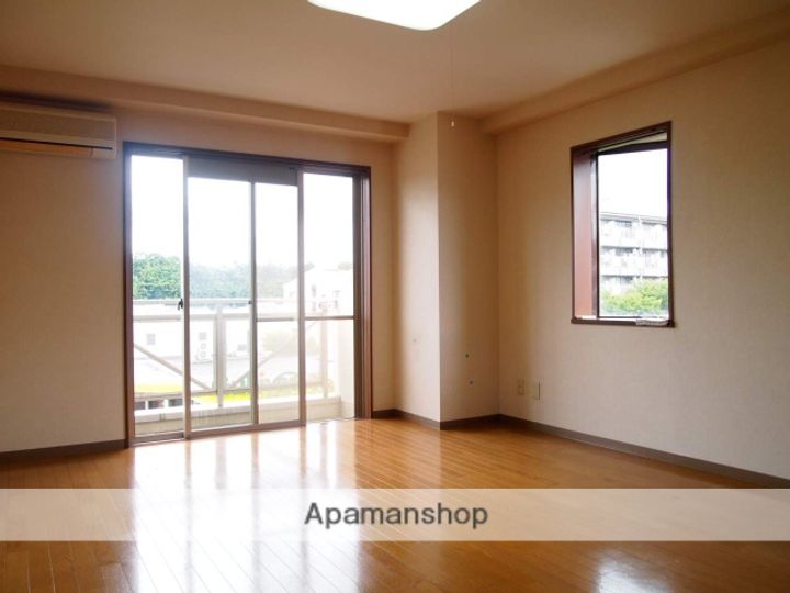 MARGO−98505の居間