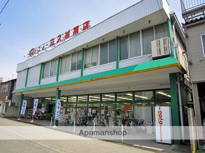 コーポラス21205の周辺