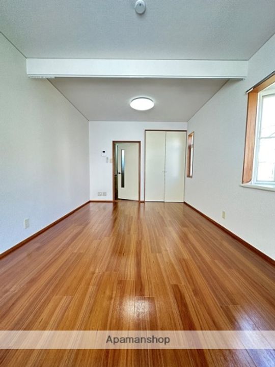 ブルンネン208の内装