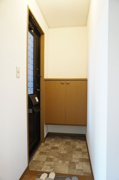 セジュール・カメリア102の玄関