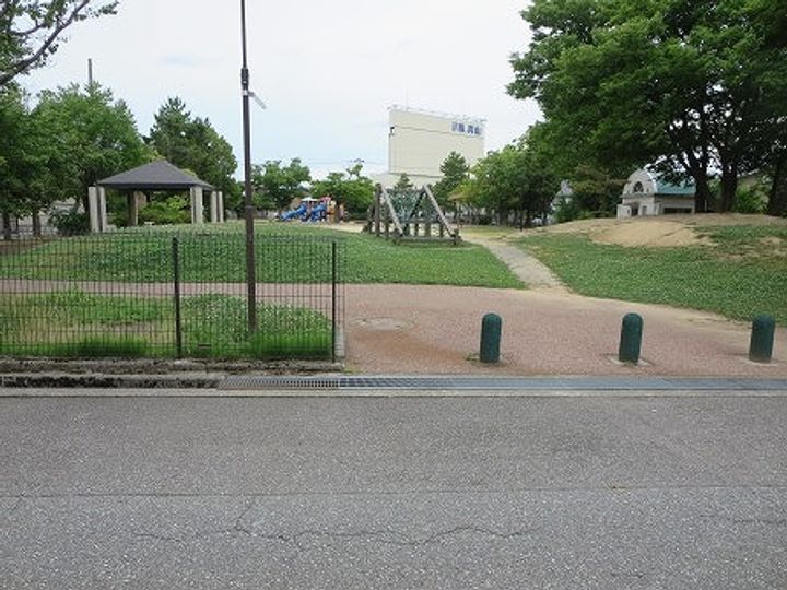 メープルハイムの周辺