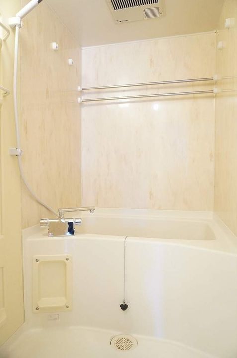 モンターニュリーブル B棟206の風呂