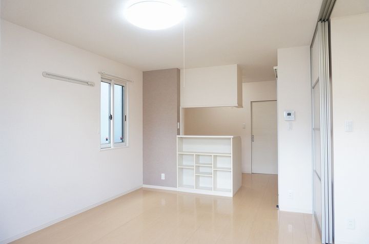 シャトー・モナムールの居間