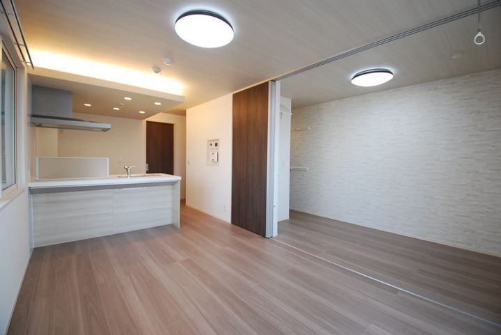 エクセルコート野々市 B棟の居間