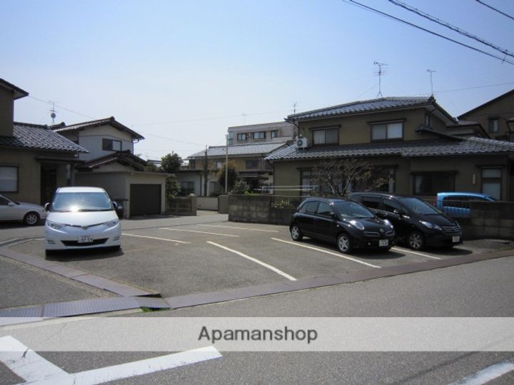 グローバル泉野305の外観