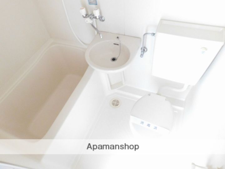 サンファスト甲府310号の風呂