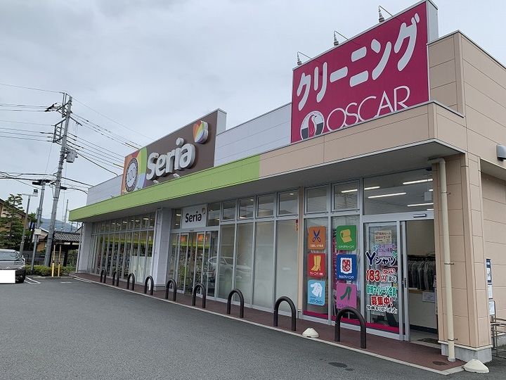 レジデンス山下303号の周辺