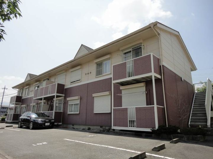 ルミエールマキタ202の外観