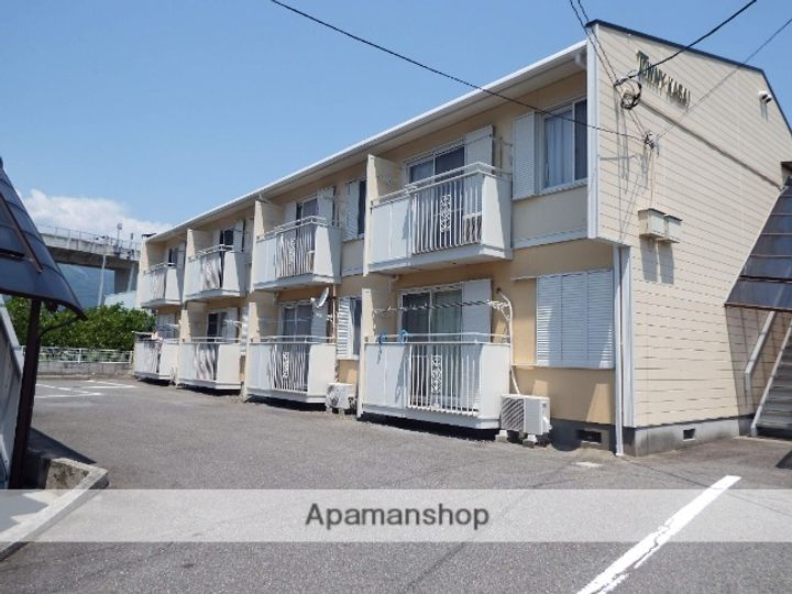 タウニーカサイ203号の外観