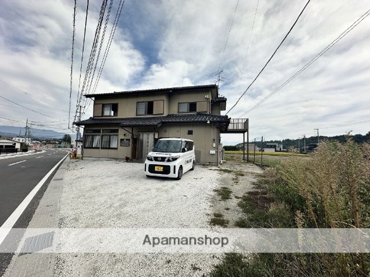 メゾン・ユウ F棟F-2号の外観