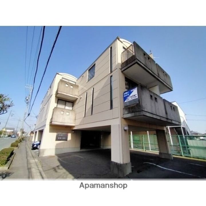 エースフラッツの外観