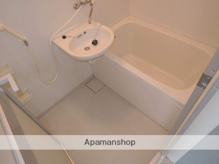 中村第8ビル305の風呂