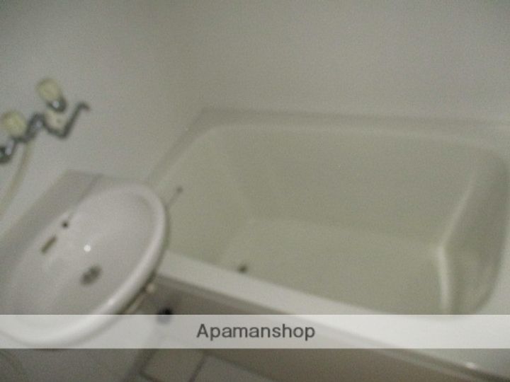 中村第8ビル406の風呂