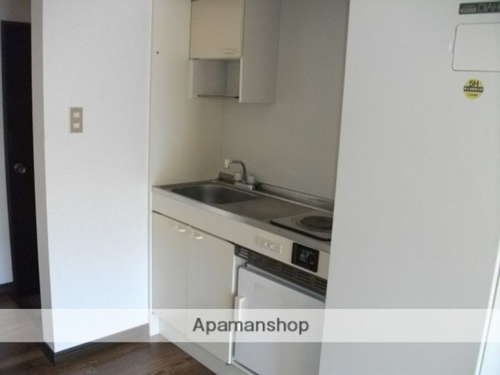 コーポミハラ (三津屋町1丁目)105の玄関