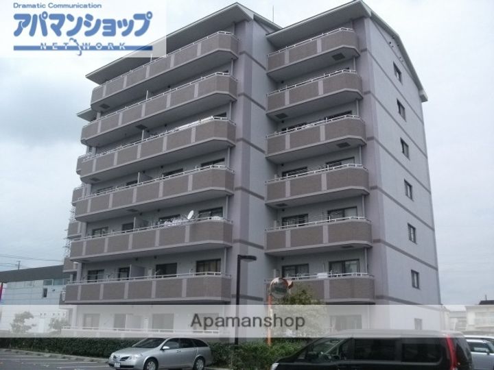 グランサム203の外観