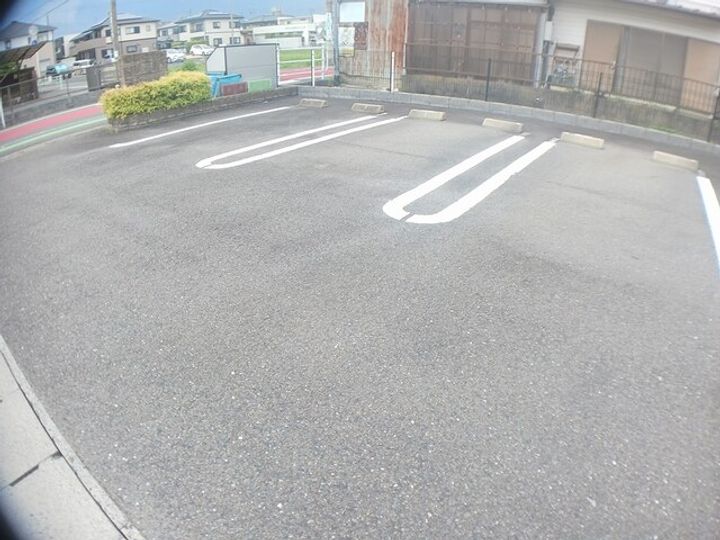 ノイブリーゼのその他画像