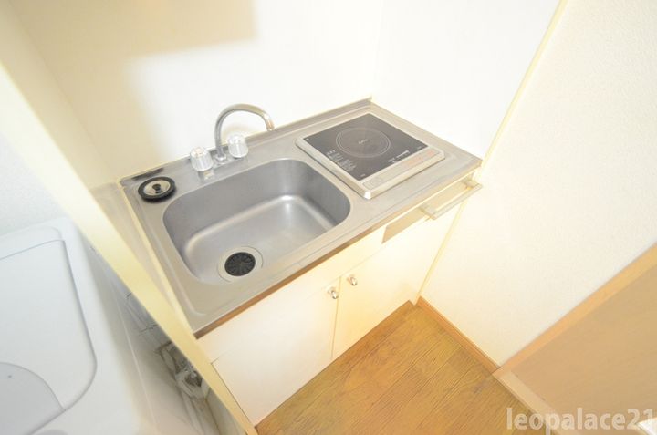 レオパレスCAT’S107のキッチン