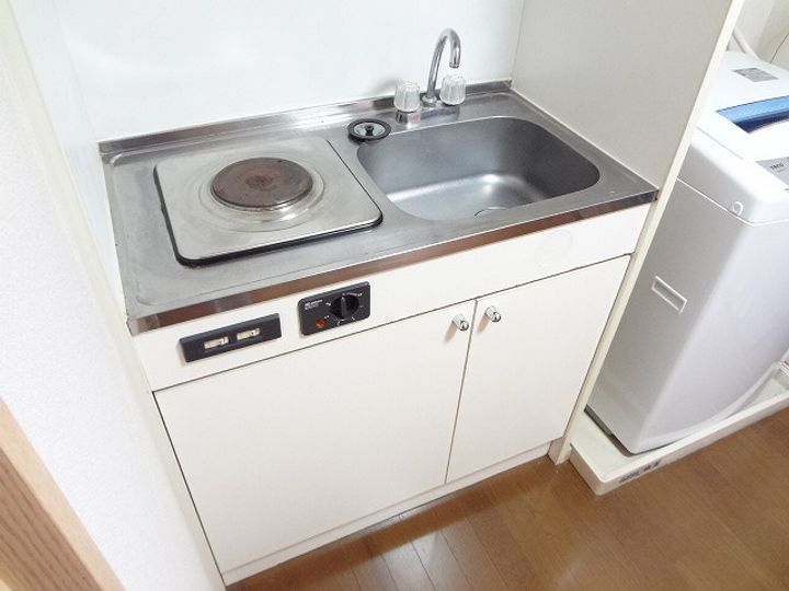 レオパレスHIGH LIFEのキッチン