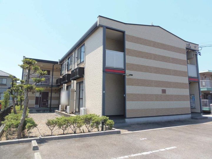 レオパレスコンフォール297202の外観