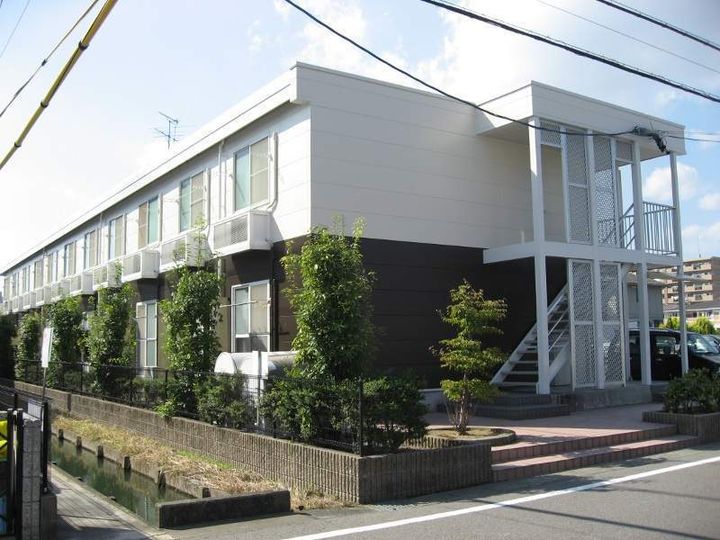 レオパレス川合208の外観