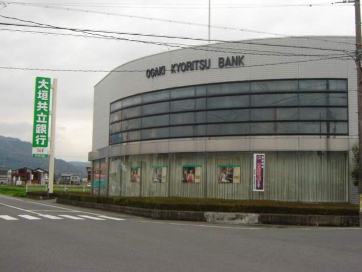 レオパレス大巻A101の周辺