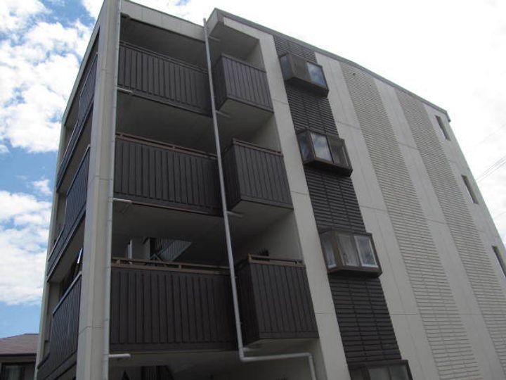 メゾンドレスポワールの外観