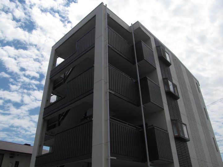 メゾンドレスポワールの外観