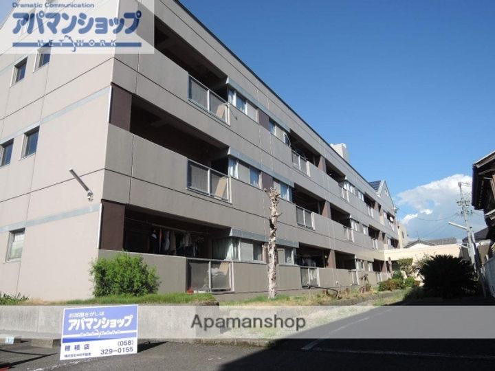 クレールホズミの外観