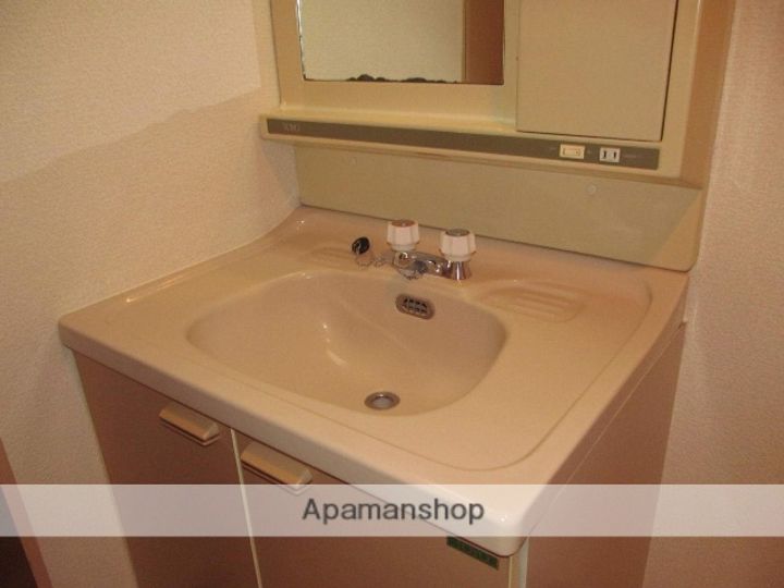 クレールホズミのその他画像