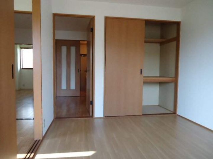 REFINE・箕浦の居間