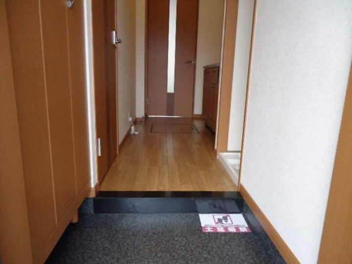 シャトー友喜Ⅱの玄関