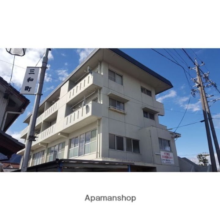 メゾン池田(池田町六之井)の外観